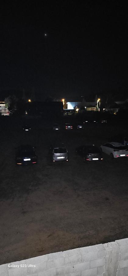 Ekonomic Apartmani Golubovci Dış mekan fotoğraf