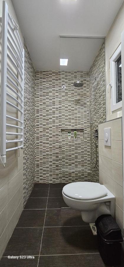 Ekonomic Apartmani Golubovci Dış mekan fotoğraf